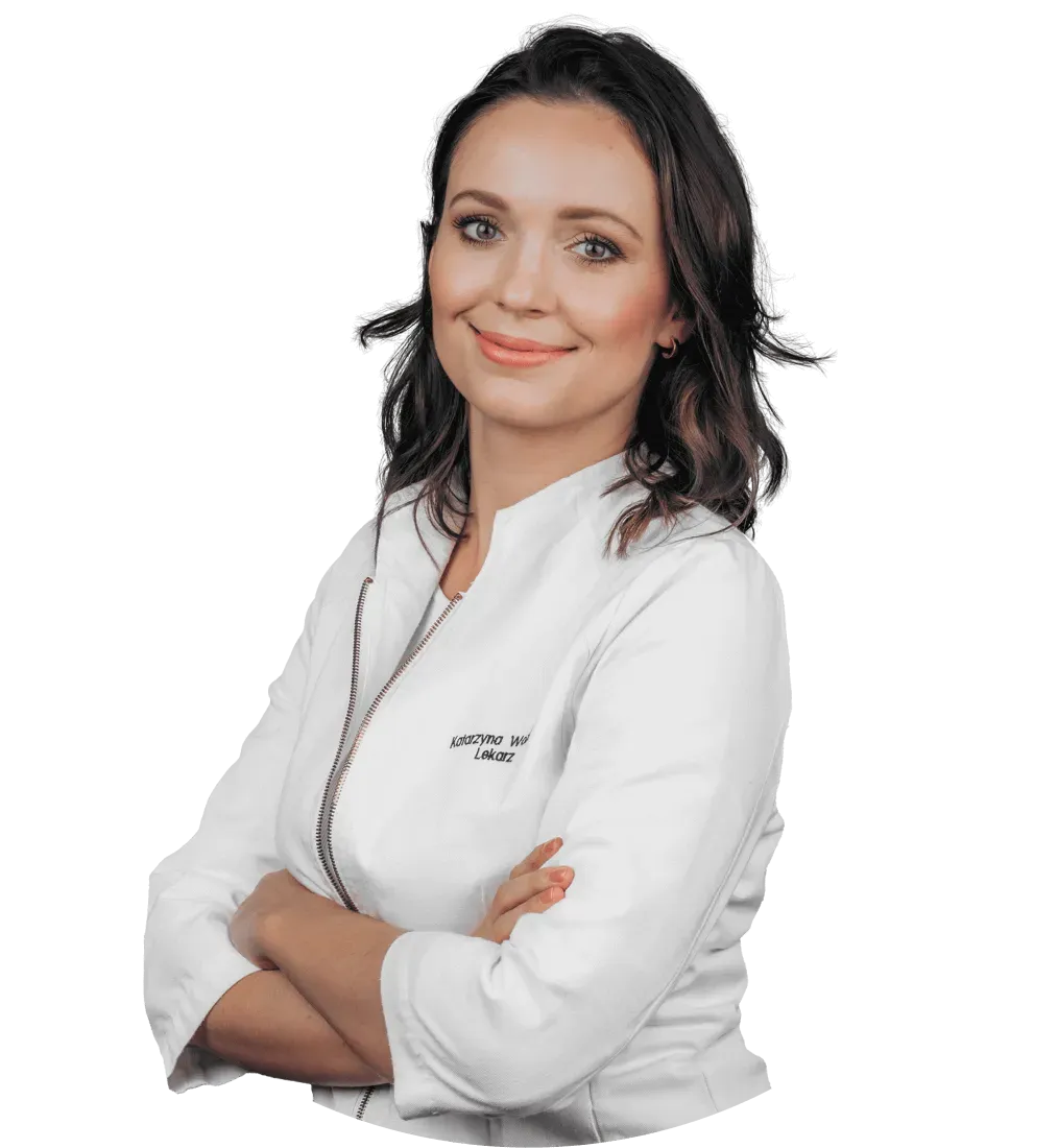 Lek. Kasia Woźniak w białym fartuchu